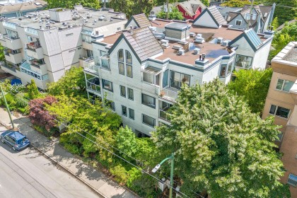 Photo 1 at 101 - 3270 W 4th Avenue, Kitsilano, Vancouver West