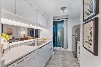 Photo 16 at 1506 - 1238 Melville Street, Coal Harbour, Vancouver West