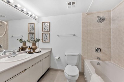 Photo 22 at 1506 - 1238 Melville Street, Coal Harbour, Vancouver West