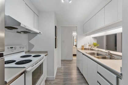 Photo 15 at 1506 - 1238 Melville Street, Coal Harbour, Vancouver West