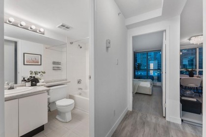 Photo 25 at 1506 - 1238 Melville Street, Coal Harbour, Vancouver West