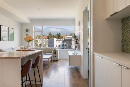 Photo 5 at 403 - 725 Marine Drive, Harbourside, North Vancouver