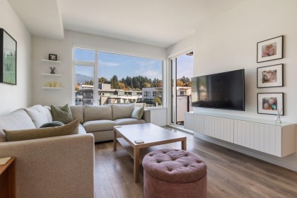 Photo 10 at 403 - 725 Marine Drive, Harbourside, North Vancouver