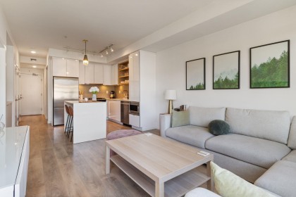 Photo 11 at 403 - 725 Marine Drive, Harbourside, North Vancouver