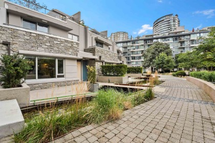 Photo 1 at 221 - 188 Keefer Place, Downtown VW, Vancouver West
