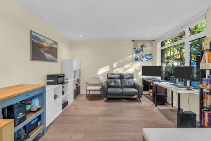 Photo 9 at 7637 Yukon Street, Marpole, Vancouver West