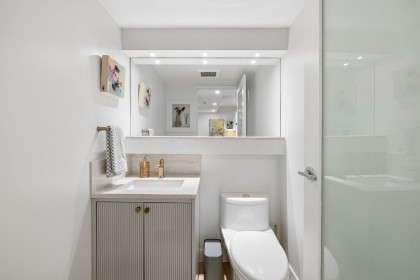 Photo 23 at 304 - 1477 Fountain Way, False Creek, Vancouver West