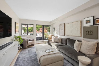 Photo 3 at 304 - 1477 Fountain Way, False Creek, Vancouver West