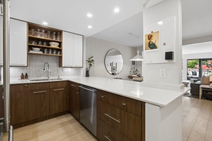 Photo 8 at 304 - 1477 Fountain Way, False Creek, Vancouver West