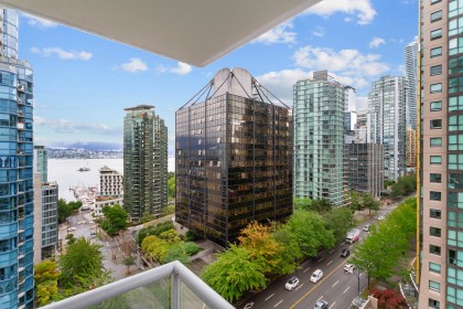 Photo 18 at 1401 - 1420 W Georgia Street, West End VW, Vancouver West