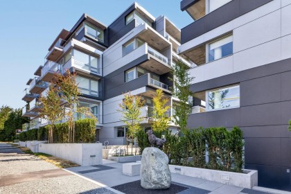 Photo 1 at 501 - 8120 Oak Street, Marpole, Vancouver West