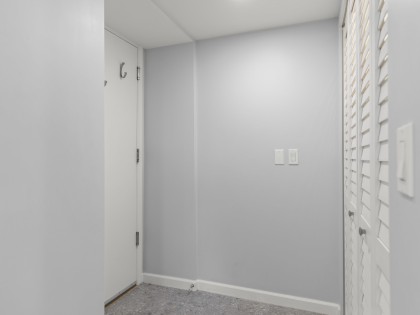 Photo 2 at 701 - 289 Drake Street, Yaletown, Vancouver West