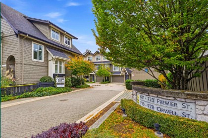Photo 2 at 709 Premier Street, Lynnmour, North Vancouver