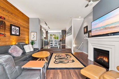 Photo 7 at 709 Premier Street, Lynnmour, North Vancouver