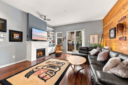 Photo 5 at 709 Premier Street, Lynnmour, North Vancouver