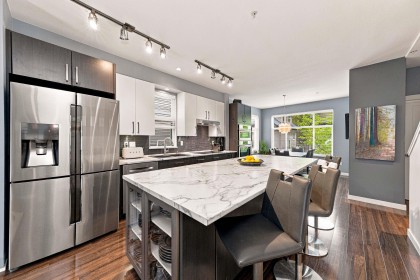 Photo 10 at 709 Premier Street, Lynnmour, North Vancouver
