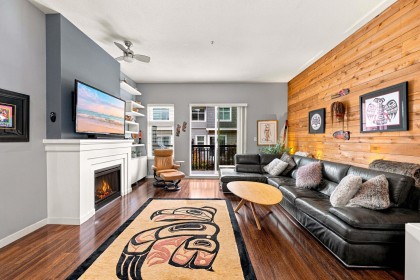 Photo 4 at 709 Premier Street, Lynnmour, North Vancouver