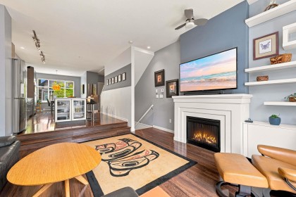 Photo 8 at 709 Premier Street, Lynnmour, North Vancouver