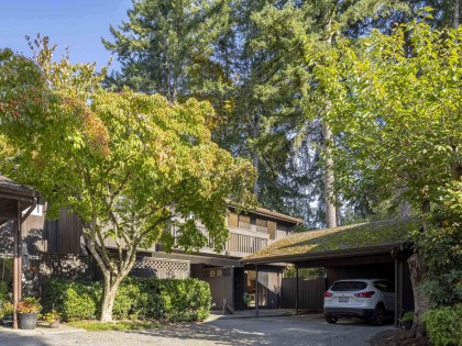 Photo 2 at 1996 Purcell Way, Lynnmour, North Vancouver