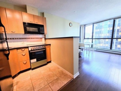 Photo 4 at 1109 - 1367 Alberni Street, West End VW, Vancouver West