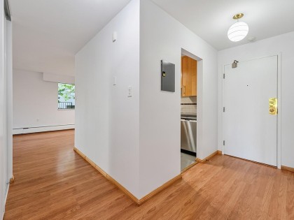 Photo 10 at 106 - 1844 W 7th Avenue, Kitsilano, Vancouver West