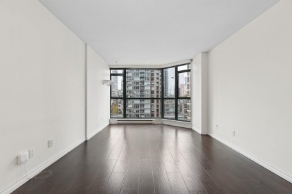 Photo 6 at 805 - 888 Hamilton Street, Downtown VW, Vancouver West