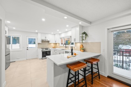 Photo 5 at 4593 Cliffmont Road, Deep Cove, North Vancouver