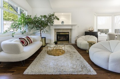 Photo 6 at 1075 Adderley Street, Calverhall, North Vancouver