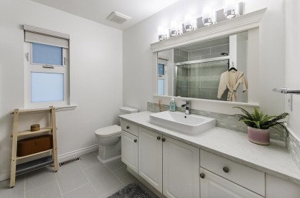 Photo 19 at 1075 Adderley Street, Calverhall, North Vancouver