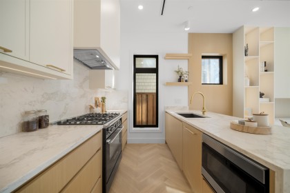 Photo 9 at 411 W 19th Avenue, Cambie, Vancouver West