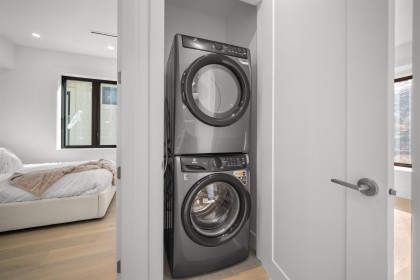 Photo 18 at 411 W 19th Avenue, Cambie, Vancouver West