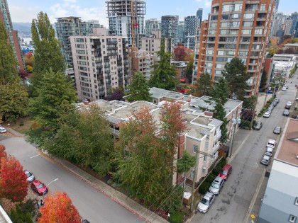 Photo 36 at 102 - 828 Gilford Street, West End VW, Vancouver West