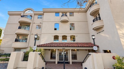 Photo 2 at 306 - 1859 Spyglass Place, False Creek, Vancouver West