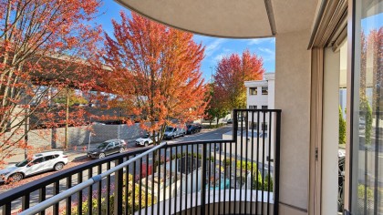 Photo 15 at 306 - 1859 Spyglass Place, False Creek, Vancouver West