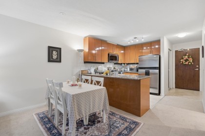 Photo 12 at 607 - 188 E Esplanade, Lower Lonsdale, North Vancouver