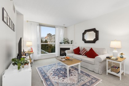 Photo 9 at 607 - 188 E Esplanade, Lower Lonsdale, North Vancouver