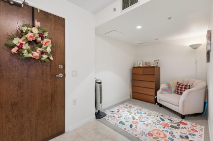 Photo 4 at 607 - 188 E Esplanade, Lower Lonsdale, North Vancouver