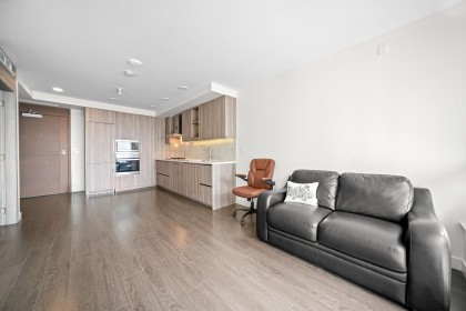 Photo 3 at 1107 - 433 Sw Marine Drive, Marpole, Vancouver West
