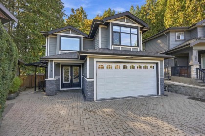 Photo 1 at 631 W 24th Close, Mosquito Creek, North Vancouver