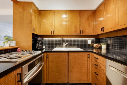 Photo 10 at 115 - 1890 W 6th Avenue, Kitsilano, Vancouver West