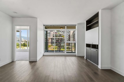 Photo 10 at 808 - 288 W 1st Avenue, False Creek, Vancouver West