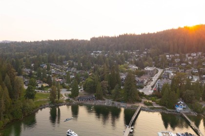 Photo 16 at 104 - 2181 Panorama Drive, Deep Cove, North Vancouver