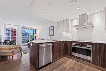 Photo 9 at 1601 - 1788 Columbia Street, False Creek, Vancouver West