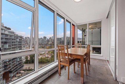 Photo 18 at 1601 - 1788 Columbia Street, False Creek, Vancouver West