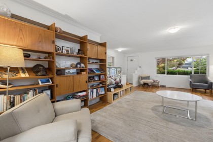 Photo 10 at 331 E 24th Street, Central Lonsdale, North Vancouver