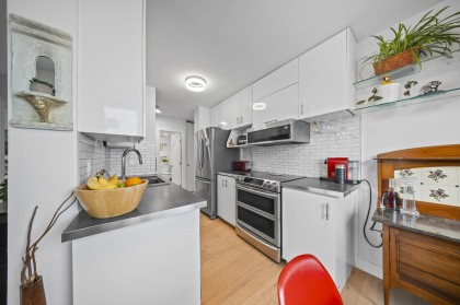 Photo 13 at 301 - 1330 Harwood Street, West End VW, Vancouver West