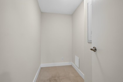 Photo 21 at 410 - 1088 Richards Street, Yaletown, Vancouver West