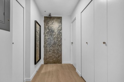 Photo 10 at 402 - 1178 Hamilton Street, Yaletown, Vancouver West