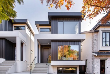Photo 2 at 3930 W 33rd Avenue, Dunbar, Vancouver West