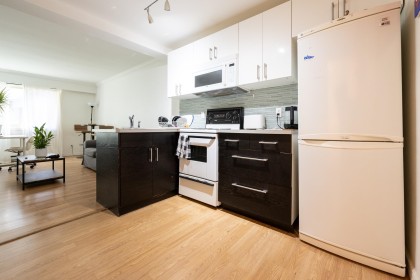 Photo 5 at 104 - 1940 Barclay Street, West End VW, Vancouver West